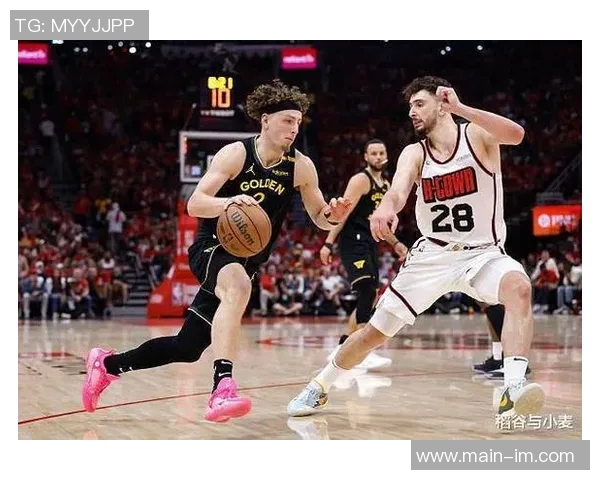 波杰姆斯基称赞巴特勒传球意识超群深信角色球员的重要性