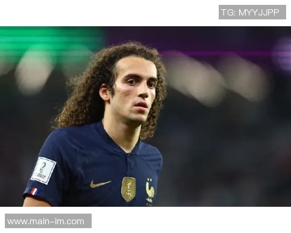 桑德兰重启谈判力争一月引进拉齐奥中场贡多齐