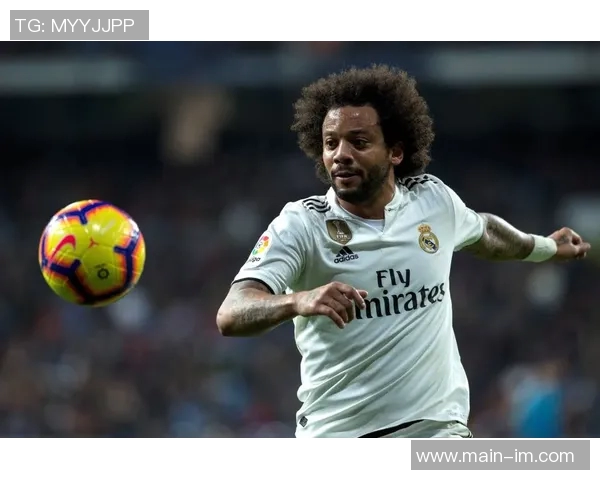 法媒报道里尔法兰克福汉堡等队争抢昂热后卫埃科米