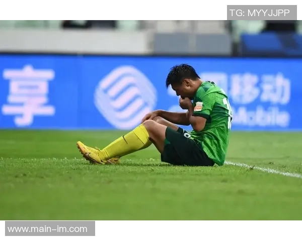 浙江队正式签约26岁前锋方昊北京国安球员将身披18号战袍出战 浙江队正式签约26岁前锋方昊北京国安球员将身披18号战袍出战