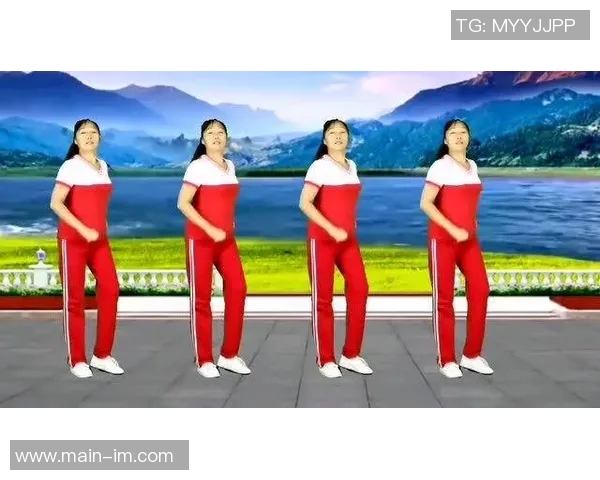 康大冠军队友重聚场边卡斯尔与克林根欢快嬉戏共度美好时光