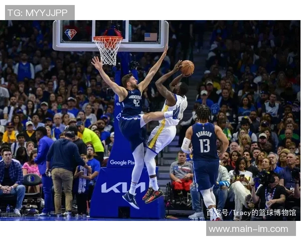 追梦回忆维金斯季后赛神扣东契奇震撼全场的瞬间 追梦回忆维金斯季后赛神扣东契奇震撼全场的瞬间